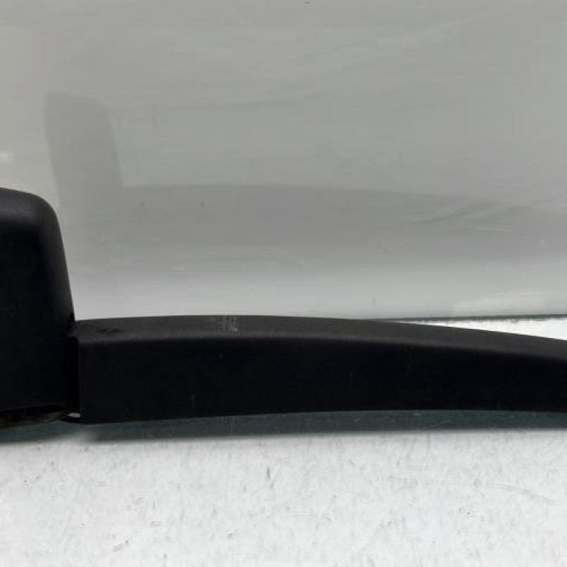 Bras essuie glace arriere RENAULT CLIO 2 Photo n°1