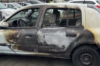 Bras essuie glace arriere RENAULT CLIO 2