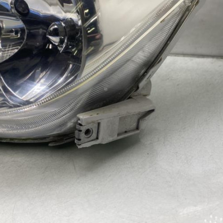 Optique avant principal gauche (feux)(phare) TOYOTA COROLLA VERSO 1