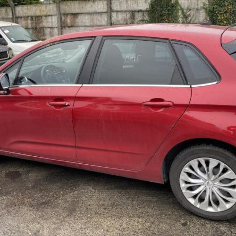 Vitre arriere droit CITROEN C4 2 Photo n°11