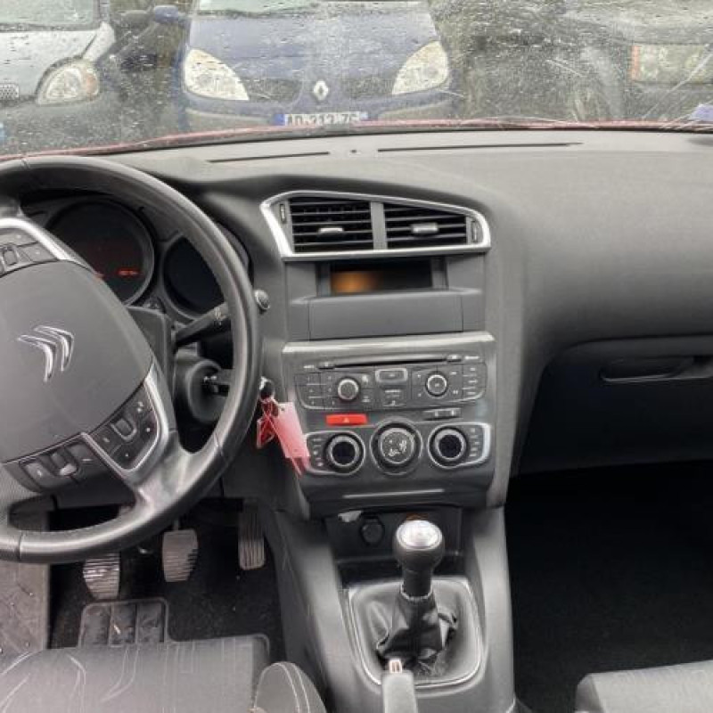 Vitre arriere droit CITROEN C4 2 Photo n°18