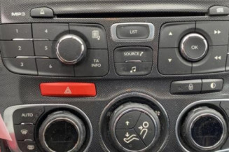 Vitre arriere droit CITROEN C4 2
