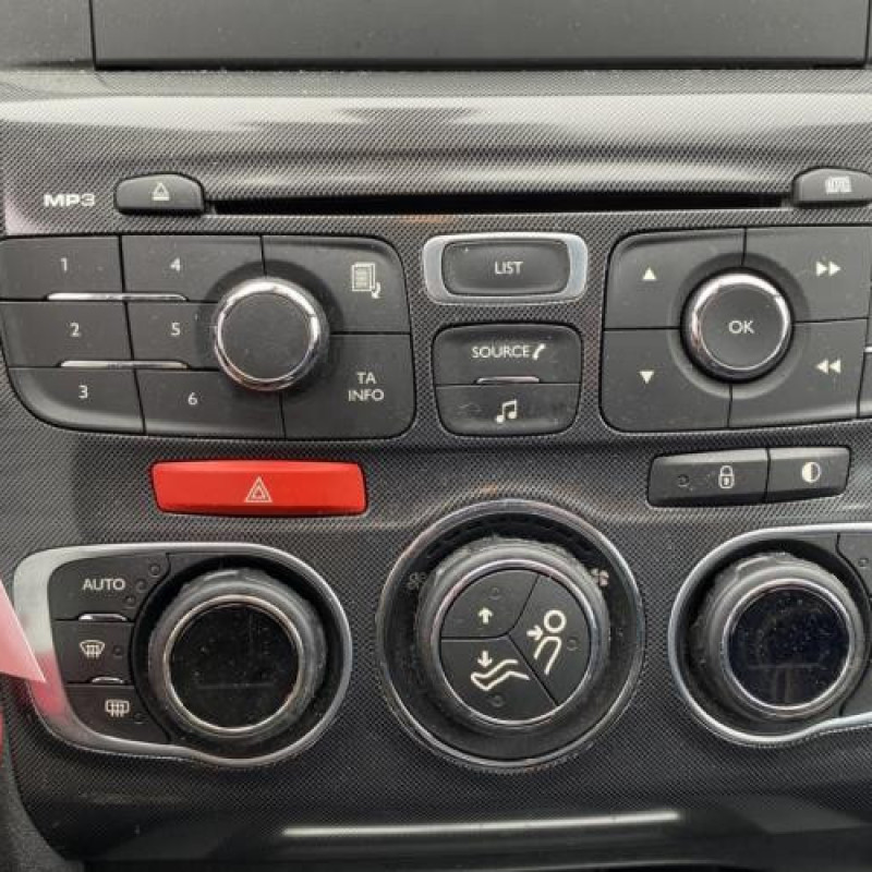 Vitre arriere droit CITROEN C4 2 Photo n°20