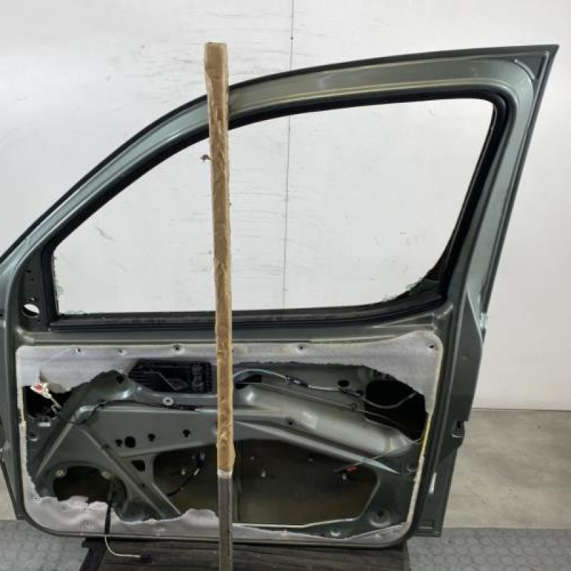 Porte avant droit PEUGEOT PARTNER 1 Photo n°7