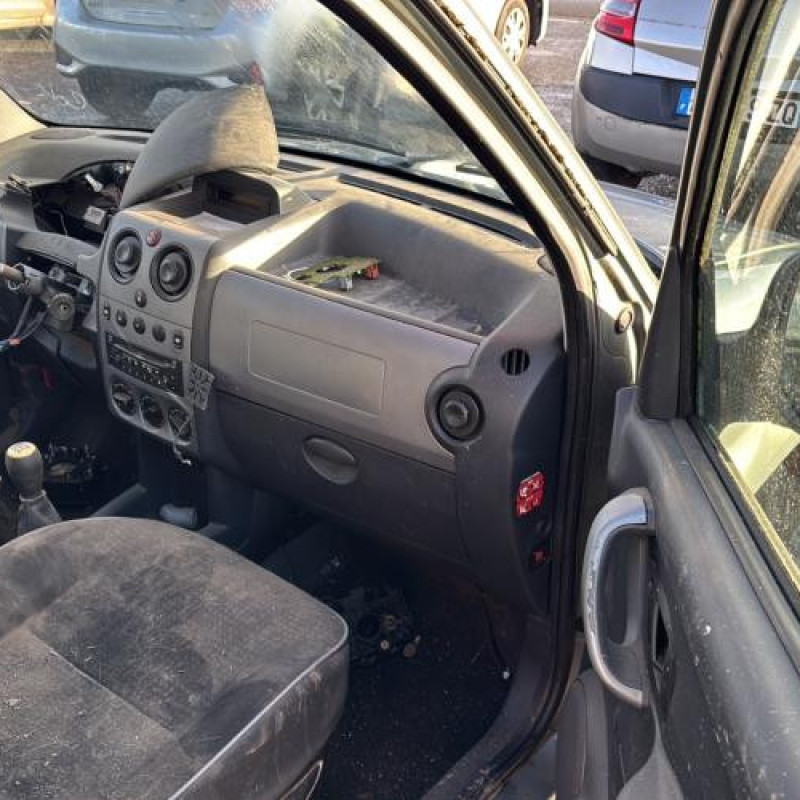 Porte avant droit PEUGEOT PARTNER 1 Photo n°17