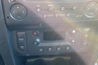 Bouton de warning RENAULT CLIO 2