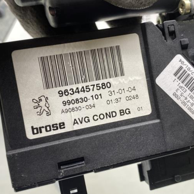 Leve vitre electrique avant gauche PEUGEOT 307 Photo n°6