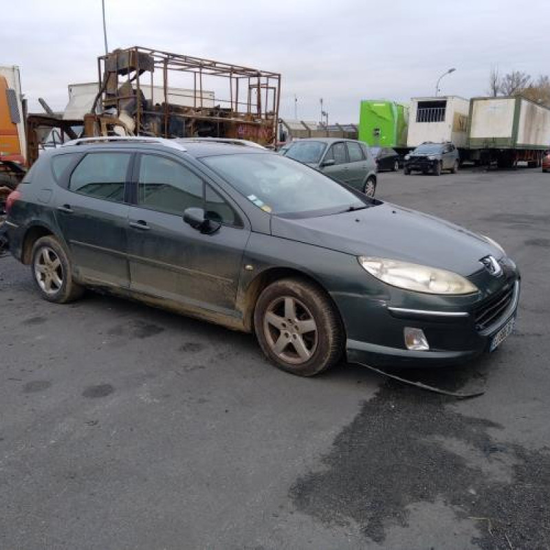 Feu arriere stop central PEUGEOT 407 Photo n°7