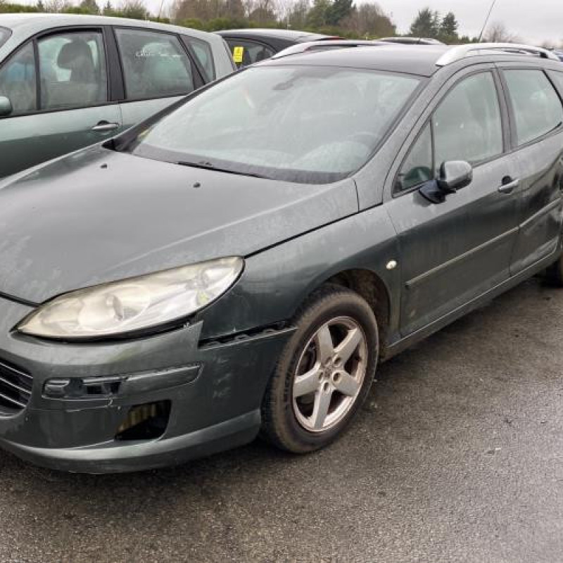 Feu arriere stop central PEUGEOT 407 Photo n°17