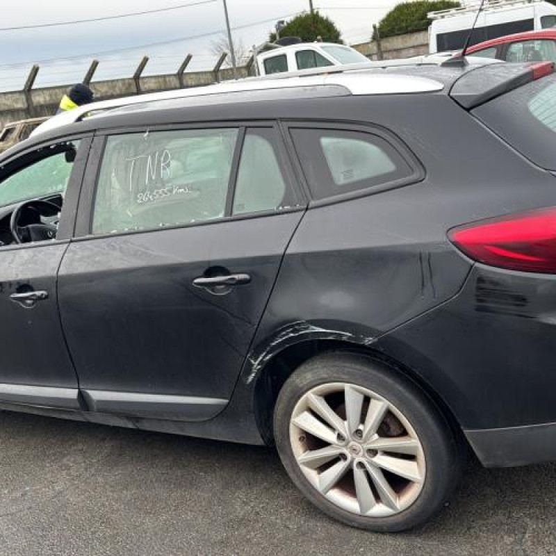 Plage arriere RENAULT MEGANE 3 Photo n°11