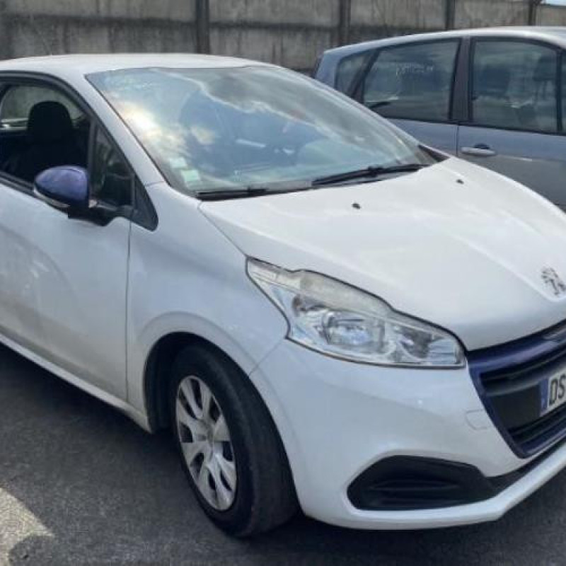 Serrure avant droit PEUGEOT 208 1 Photo n°9
