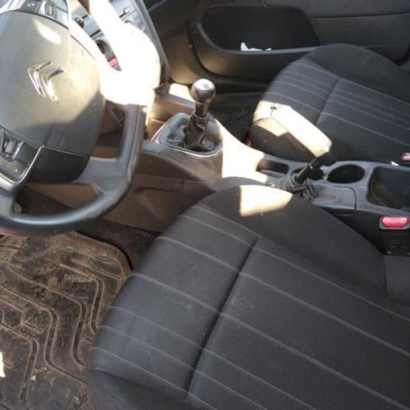 Pretensionneur de ceinture avant droit CITROEN C4 2 Photo n°10