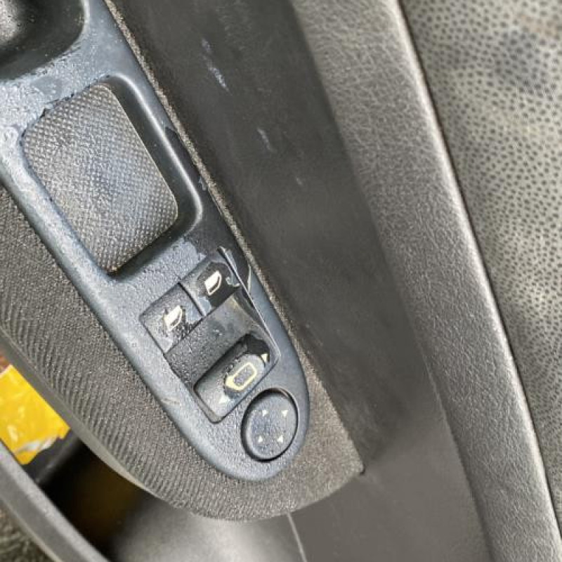Boitier air bag PEUGEOT 307 Photo n°14
