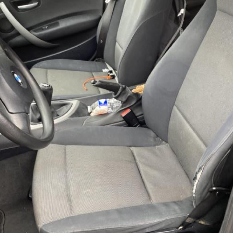 Porte arriere droit BMW SERIE 1 E87 Photo n°17