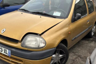 Vitre avant gauche RENAULT CLIO 2