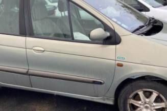 Porte arriere droit RENAULT SCENIC 1