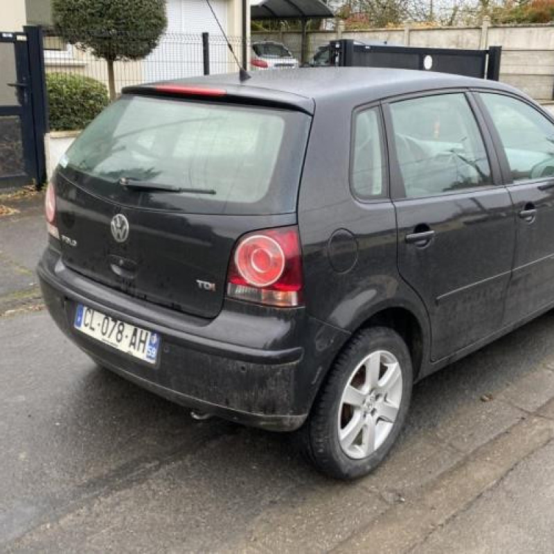 Trappe d'essence VOLKSWAGEN POLO 4 Photo n°9