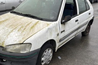 Feu arriere principal droit (feux) PEUGEOT 106