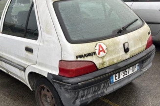 Feu arriere principal droit (feux) PEUGEOT 106