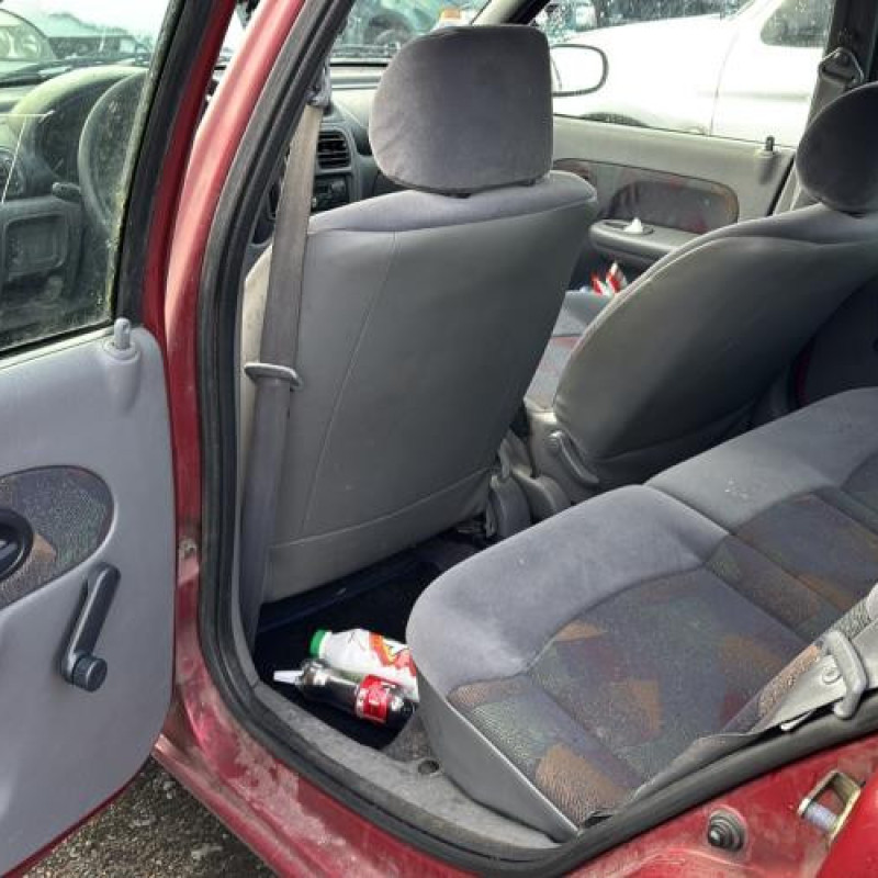 Porte avant gauche RENAULT CLIO 2 Photo n°16