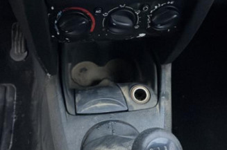 Bouton de warning RENAULT CLIO 2
