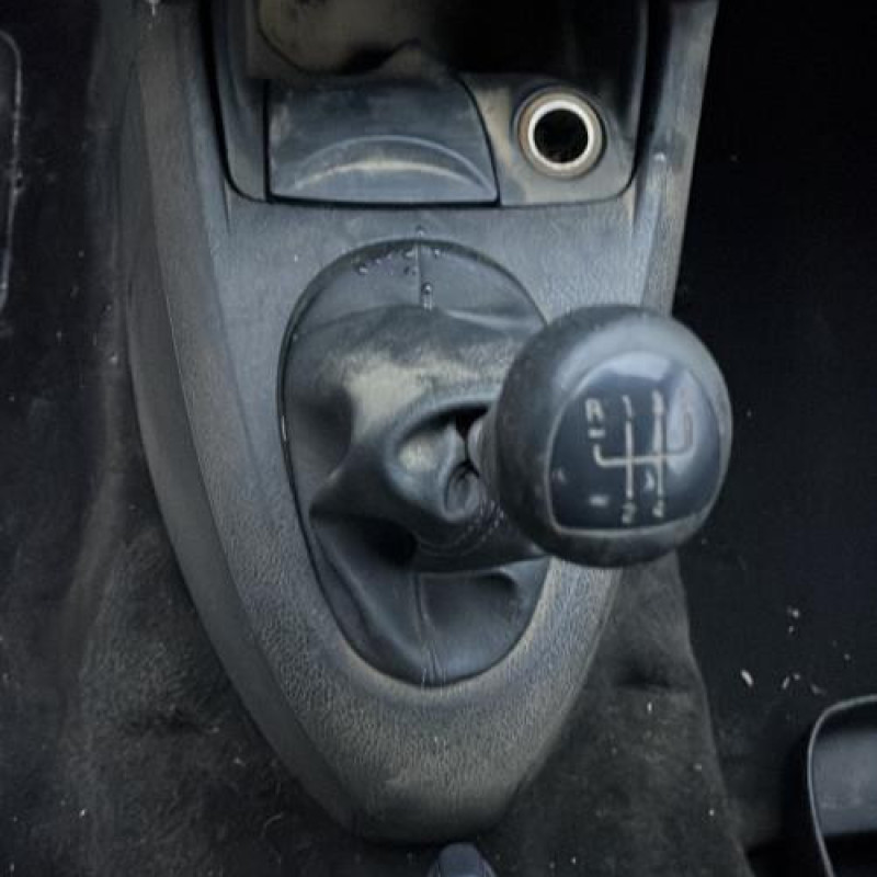 Bouton de warning RENAULT CLIO 2 Photo n°12