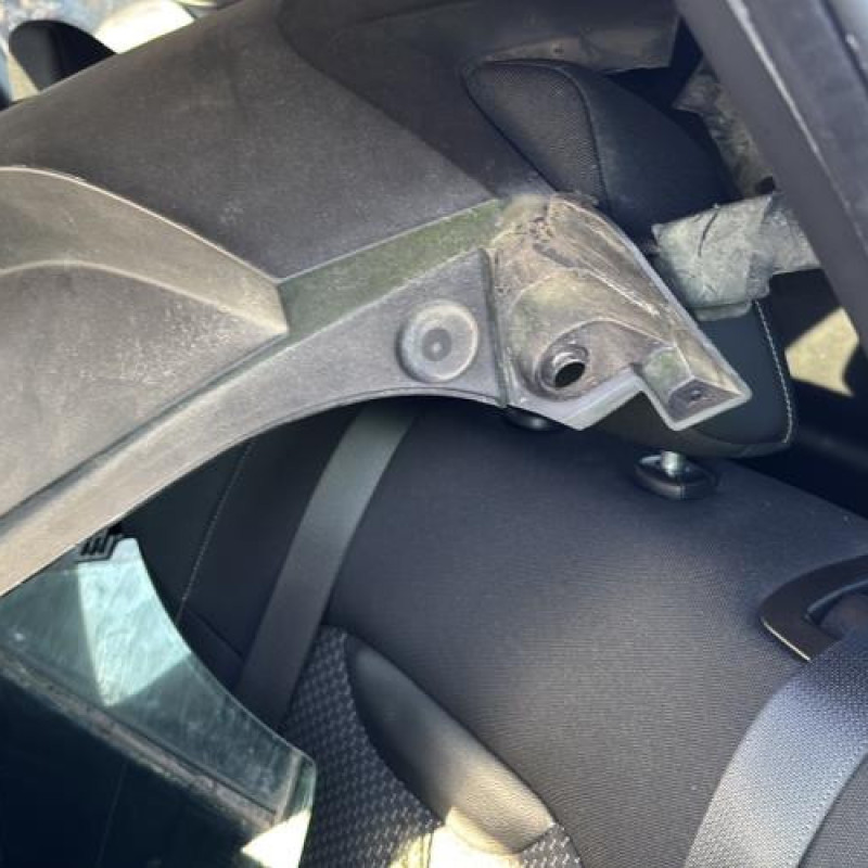 Etrier arriere droit (freinage) RENAULT KADJAR Photo n°11