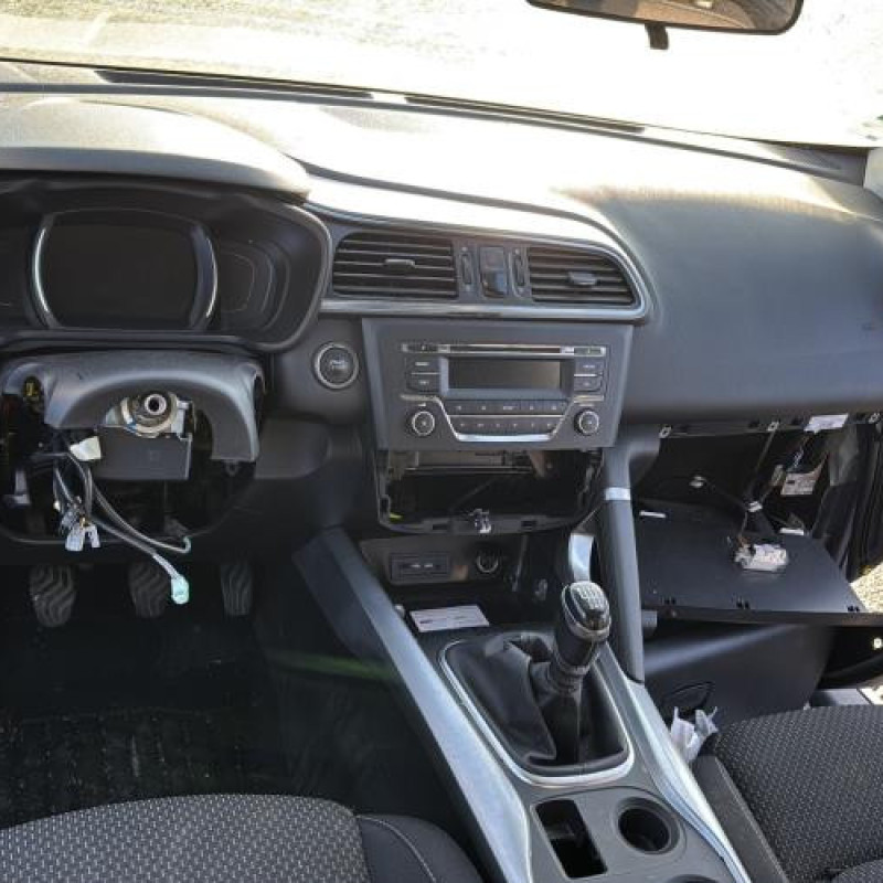 Etrier arriere droit (freinage) RENAULT KADJAR Photo n°12