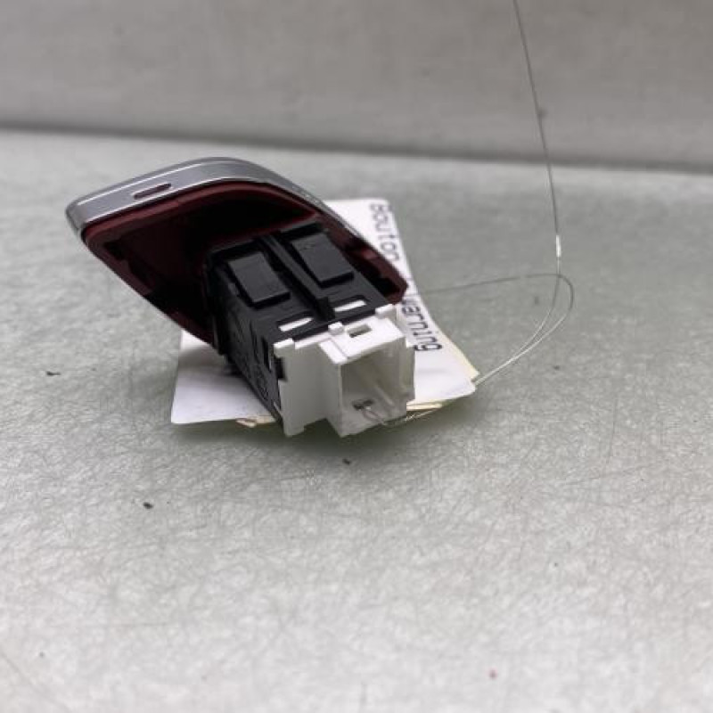 Bouton de warning CITROEN C3 2 Photo n°2
