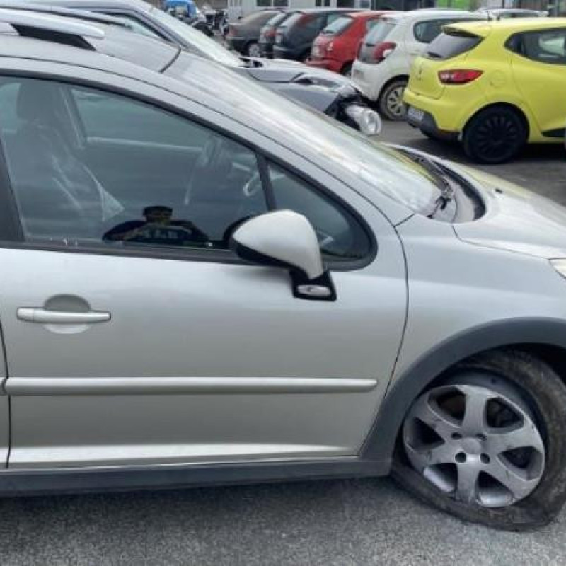 Leve vitre electrique arriere droit PEUGEOT 207 Photo n°10