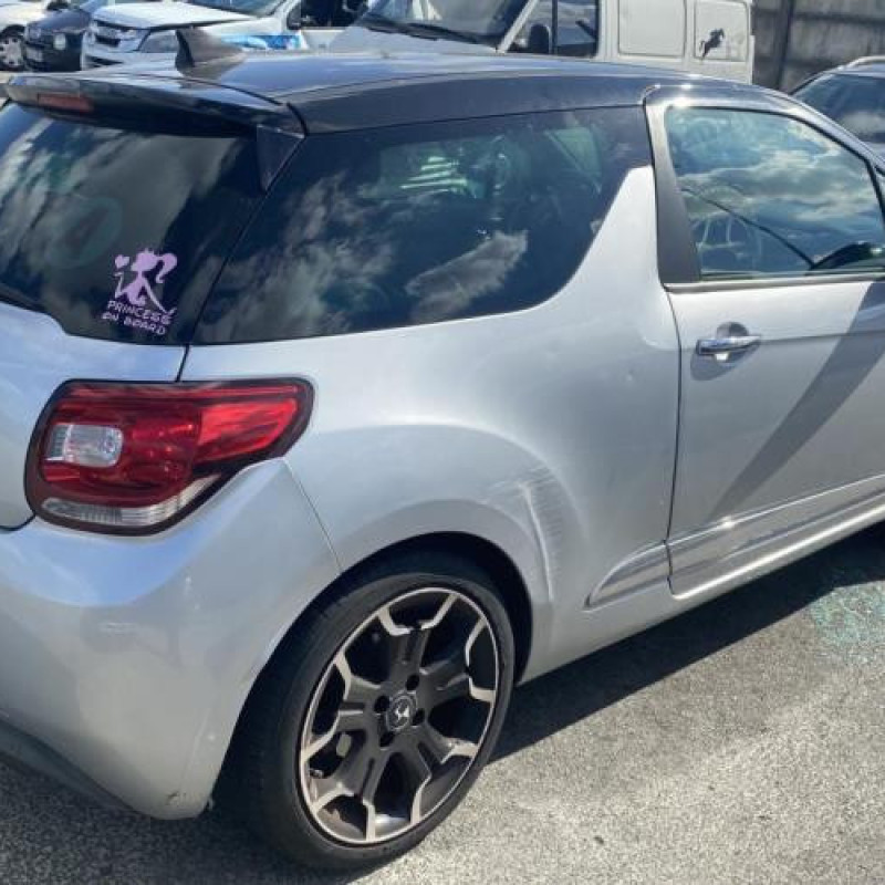 Plage arriere CITROEN DS3 Photo n°10