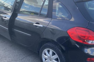 Eclairage de plaque RENAULT CLIO 3