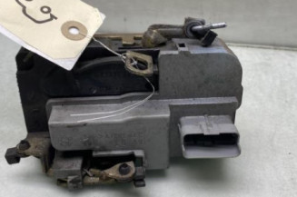 Serrure avant droit PEUGEOT 206