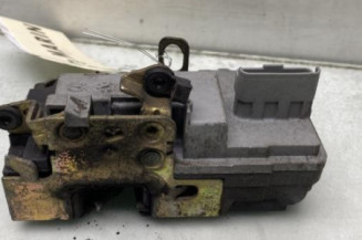 Serrure avant droit PEUGEOT 206