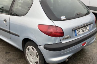 Serrure avant droit PEUGEOT 206