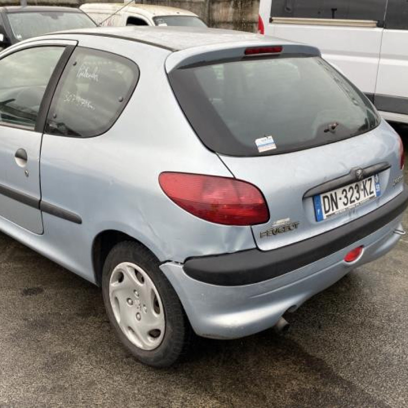 Serrure avant droit PEUGEOT 206 Photo n°8