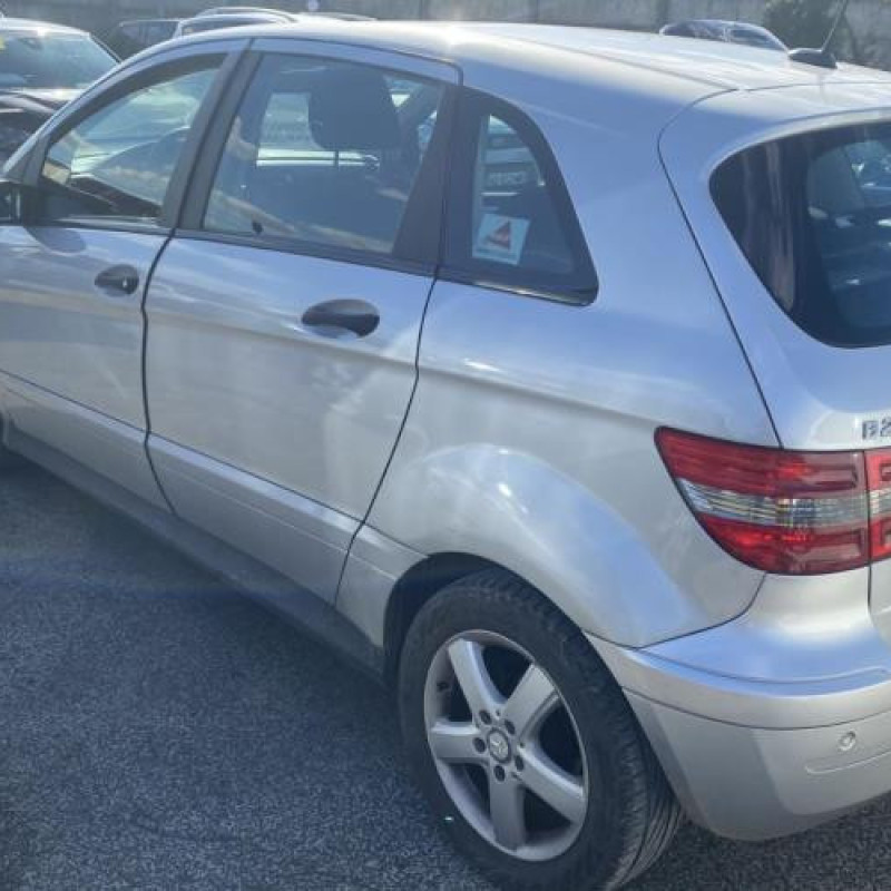Pretensionneur de ceinture arriere gauche MERCEDES CLASSE B 245 Photo n°9