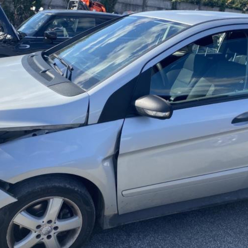 Pretensionneur de ceinture arriere gauche MERCEDES CLASSE B 245 Photo n°15