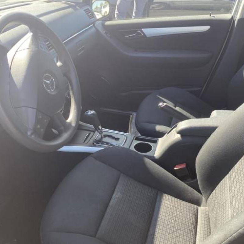 Pretensionneur de ceinture arriere gauche MERCEDES CLASSE B 245 Photo n°18