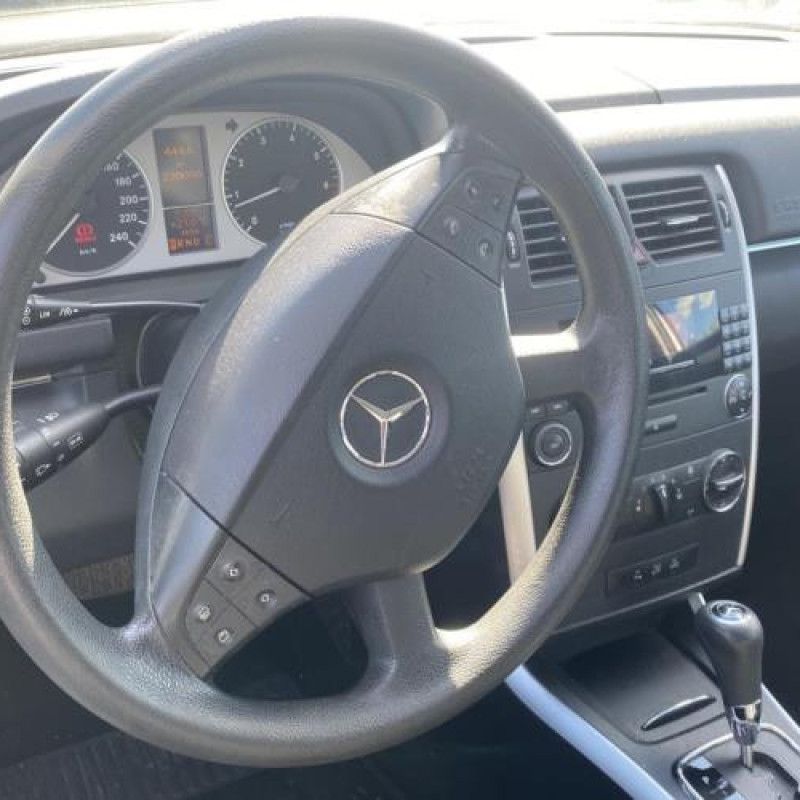 Pretensionneur de ceinture arriere gauche MERCEDES CLASSE B 245 Photo n°20
