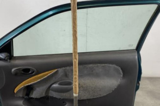 Porte avant droit FORD FIESTA 4