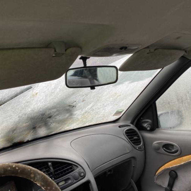 Porte avant droit FORD FIESTA 4 Photo n°20