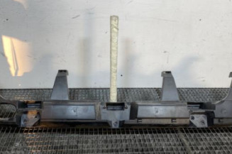Absorbeur de pare choc arriere DACIA DUSTER 2 Photo n°1