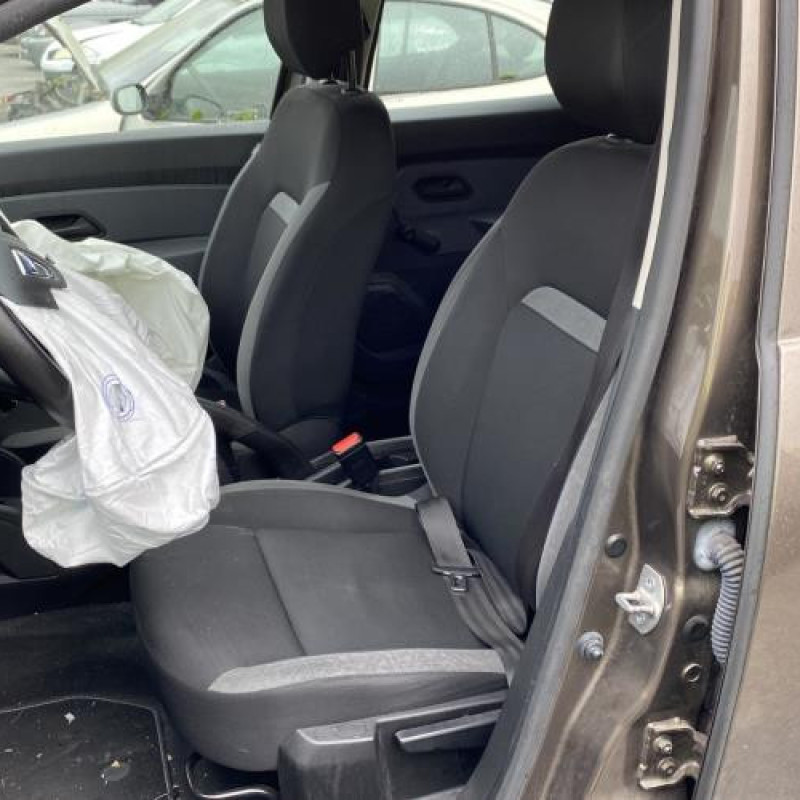 Absorbeur de pare choc arriere DACIA DUSTER 2 Photo n°14