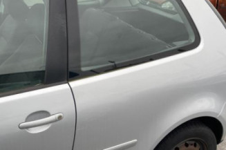 Serrure avant droit VOLKSWAGEN POLO 4
