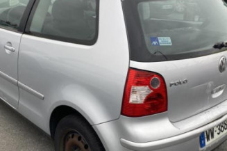 Serrure avant droit VOLKSWAGEN POLO 4