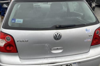 Serrure avant droit VOLKSWAGEN POLO 4