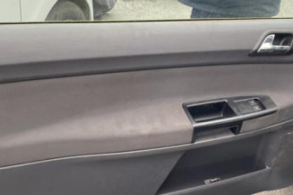 Serrure avant droit VOLKSWAGEN POLO 4