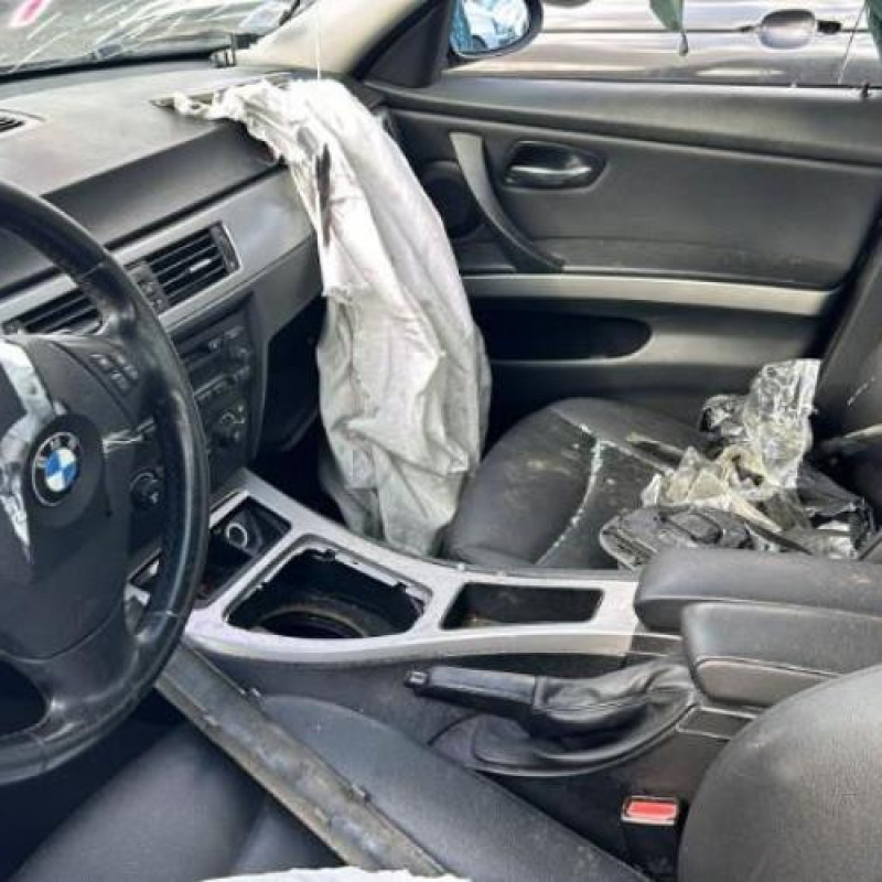 Feu arriere principal droit (feux) BMW SERIE 3 E90 Photo n°18
