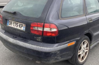 Feu arriere principal gauche (feux) VOLVO V 40 1